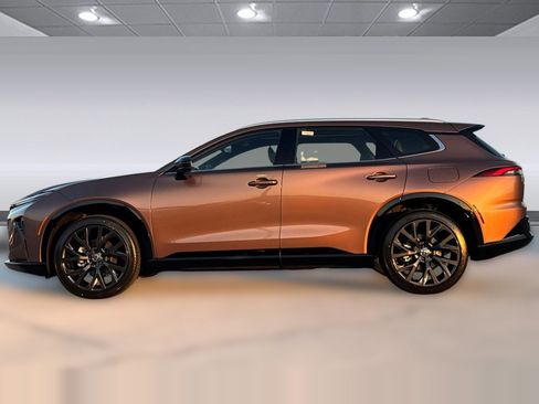 New 2025 Toyota Crown Signia image 6