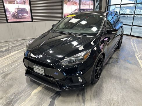 Used 2017 Ford Focus RS image 4