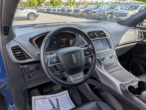 Used 2020 Lincoln Nautilus Premier w/ Equipment Group 101A AWD/4WD image 7