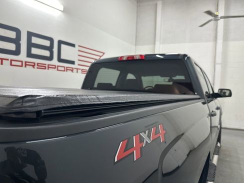 Used 2018 Chevrolet Silverado 1500 LT w/ All Star Edition AWD/4WD image 10