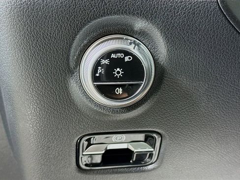 Used 2024 Mercedes-Benz C 63 AMG S image 10