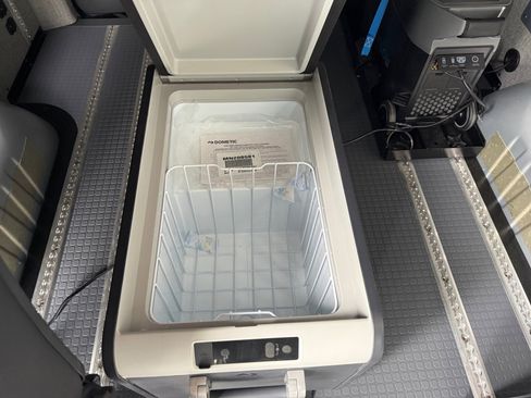 Used 2024 Mercedes-Benz Sprinter 144 Cargo image 35