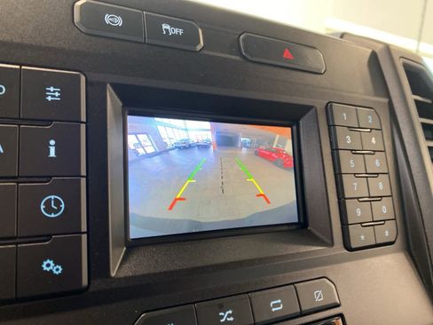 Certified 2022 Ford F350 XL w/ Power Equipment Group image 29