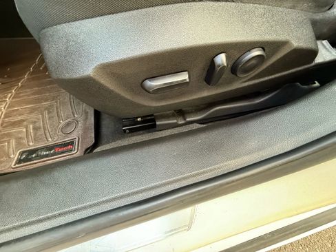 Used 2013 Buick Regal GS image 23