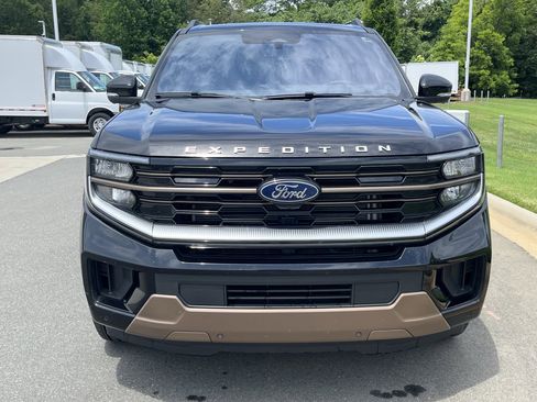 Used 2025 Ford Expedition King Ranch AWD/4WD image 4