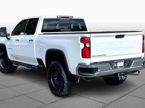 Used 2021 Chevrolet Silverado 2500 LTZ w/ LTZ Plus Package image 12