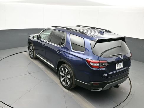 Certified 2024 Honda Pilot Elite image 42
