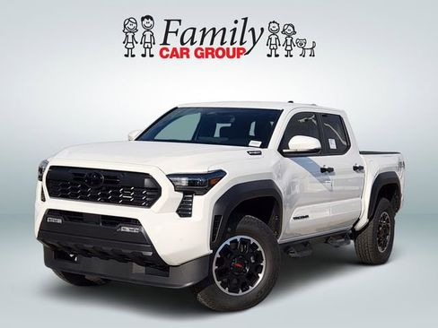 New 2025 Toyota Tacoma TRD Off-Road AWD/4WD image 1