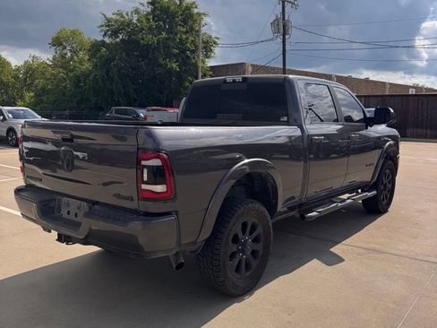 Used 2021 RAM 2500 Laramie w/ Night Edition AWD/4WD image 8
