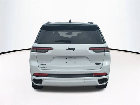Used 2024 Jeep Grand Cherokee L Summit AWD/4WD image 6