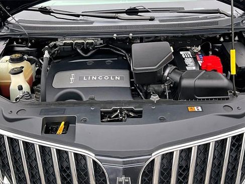 Used 2014 Lincoln MKX FWD w/ Equipment Group 102A image 33