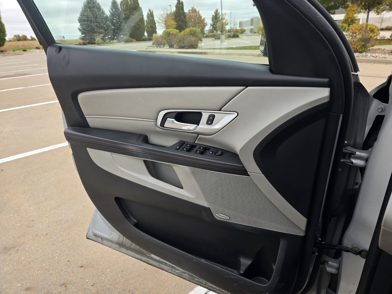 Used 2013 GMC Terrain SLT AWD/4WD image 18