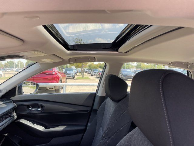 Used 2026 Honda Accord SE image 23
