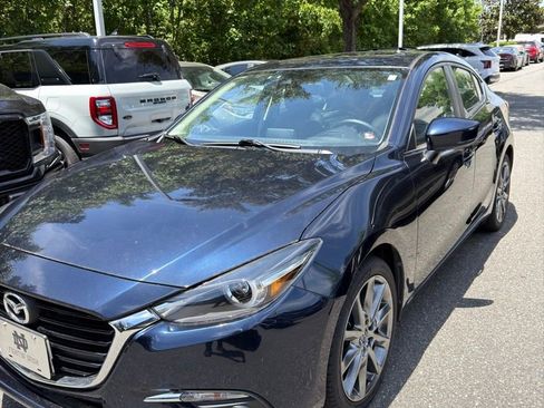Used 2018 MAZDA MAZDA3 Grand Touring FWD image 2