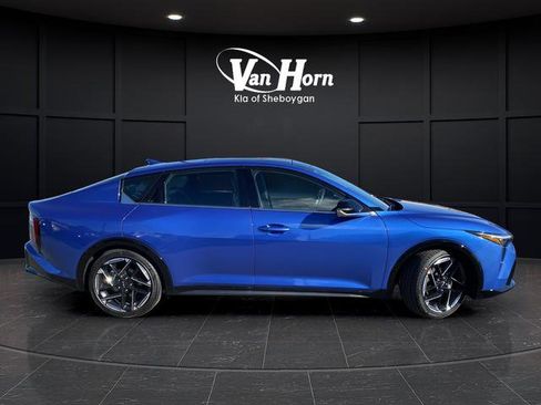 New 2025 Kia K4 GT-Line w/ GT-Line Premium Package image 2