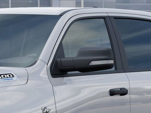 New 2026 RAM 1500 Big Horn AWD/4WD image 13