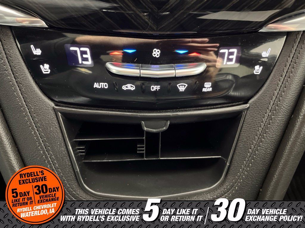 Used 2020 Cadillac XT6 Premium Luxury AWD/4WD image 29
