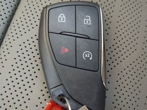 Used 2025 Chevrolet Colorado ZR2 w/ Technology Package image 32