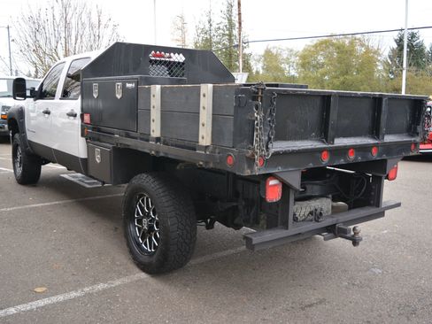 Used 2010 GMC Sierra 3500 SLE image 6