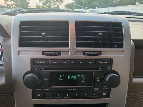 Used 2007 Jeep Compass Sport image 27