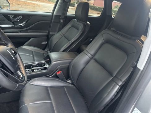 Used 2022 Lincoln Corsair FWD w/ Equipment Group 101A image 9