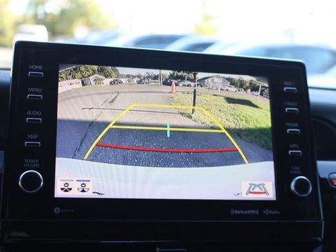 Used 2021 Toyota Camry XSE image 19