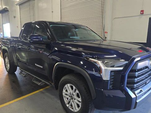 Used 2022 Toyota Tundra SR5 w/ Advanced Technology Package image 3