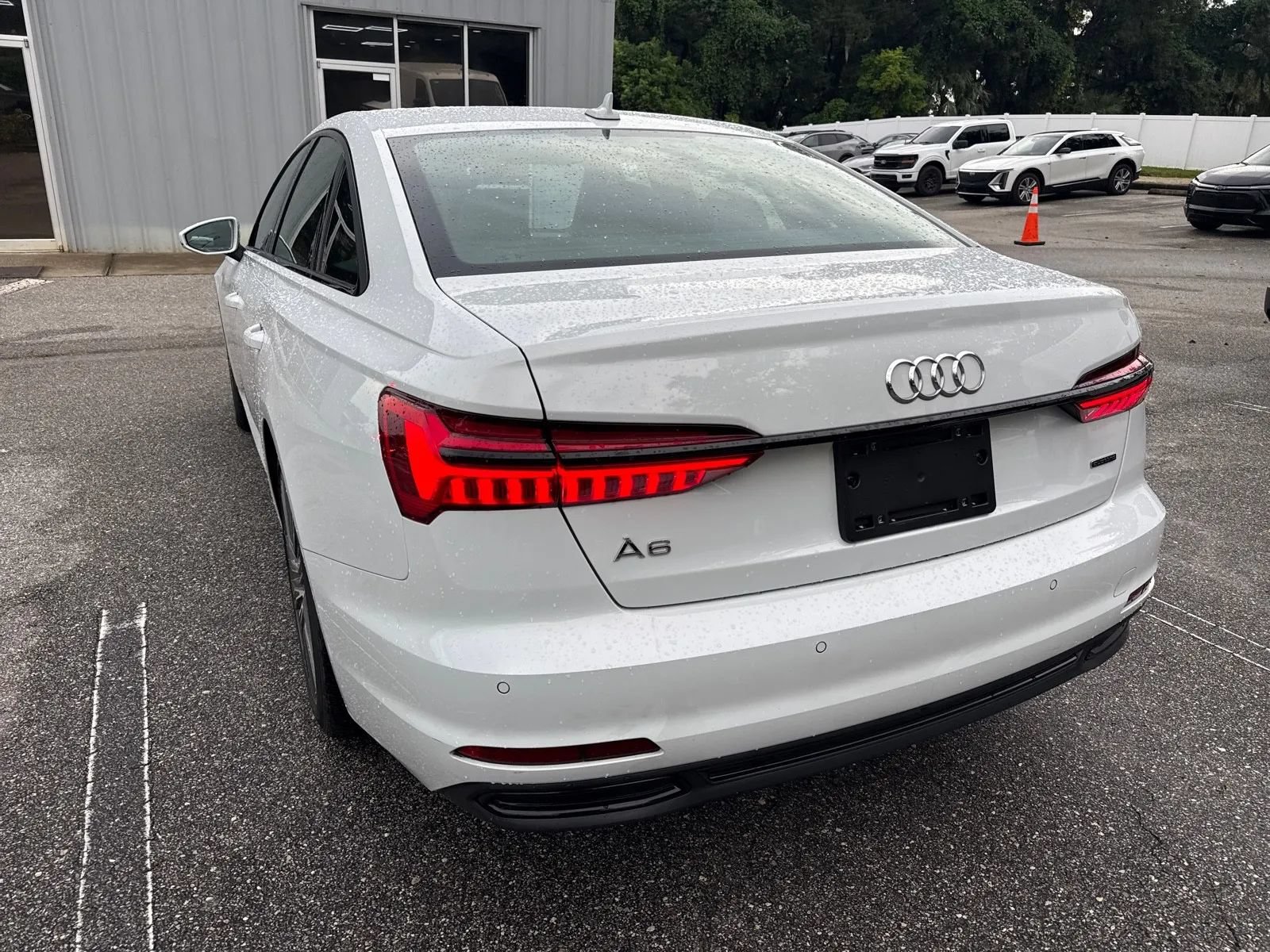 Used 2023 Audi A6 Premium Plus w/ Premium Plus Package AWD/4WD image 10