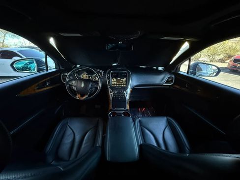 Used 2017 Lincoln MKX Reserve image 47