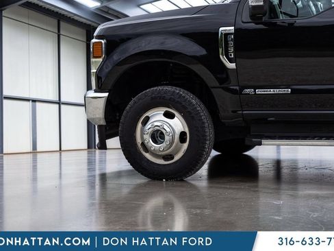 Used 2021 Ford F350 Lariat w/ Chrome Package AWD/4WD image 35