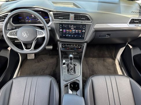 Certified 2023 Volkswagen Tiguan SE image 13