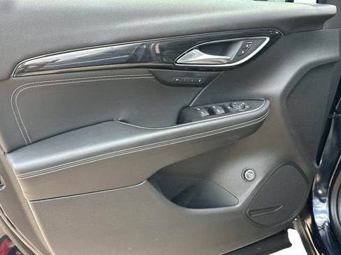 Used 2021 Buick Envision Essence FWD image 15