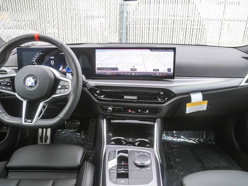 Used 2025 BMW M340i image 9