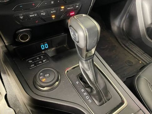 Certified 2019 Ford Ranger Lariat w/ FX4 Off-Road Package image 9