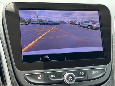Used 2024 Chevrolet Malibu LT FWD image 29