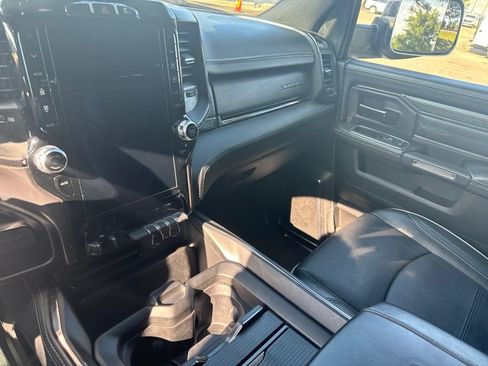 Used 2022 RAM 2500 Limited AWD/4WD image 17