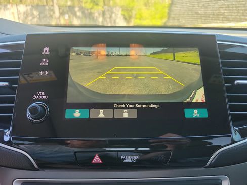 Used 2021 Honda Pilot Special Edition image 17