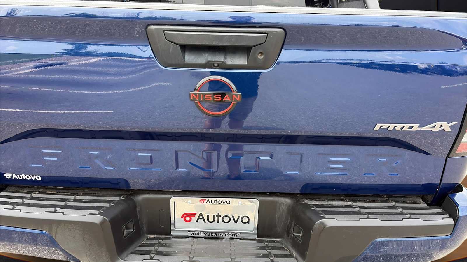 Used 2022 Nissan Frontier PRO-4X w/ Off-Road Protection Package AWD/4WD image 28