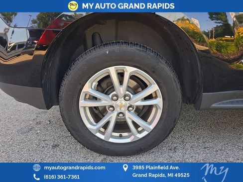 Used 2017 Chevrolet Equinox LT w/ Convenience Package AWD/4WD image 40
