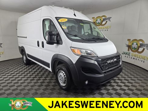 Used 2025 RAM ProMaster 2500 w/ Safety Group FWD image 1