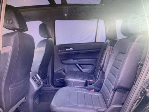 Used 2021 Volkswagen Atlas SEL Premium image 4