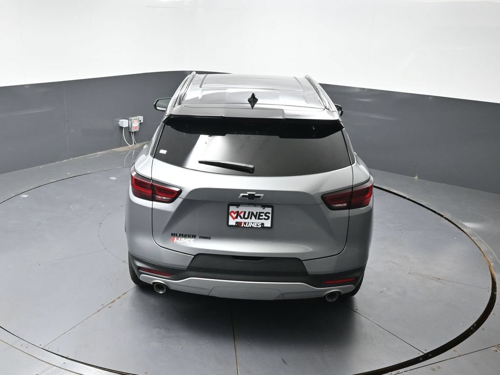 New 2026 Chevrolet Blazer LT w/ Midnight/Sport Edition AWD/4WD image 36