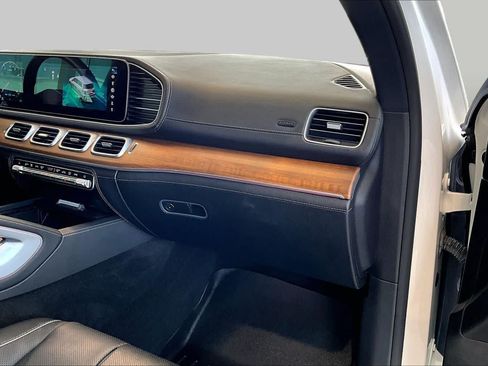 Used 2022 Mercedes-Benz GLS 450 4MATIC image 20