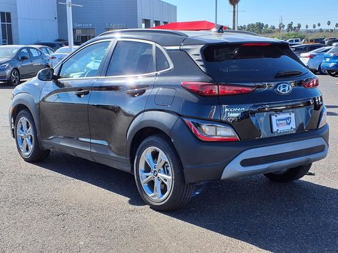 Used 2023 Hyundai Kona SEL image 5