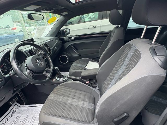 Used 2013 Volkswagen Beetle Turbo FWD image 11