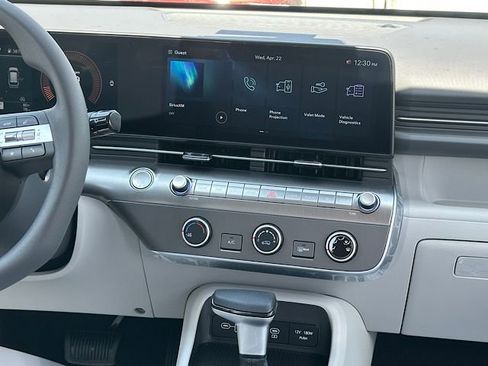 New 2026 Hyundai Kona SE image 17