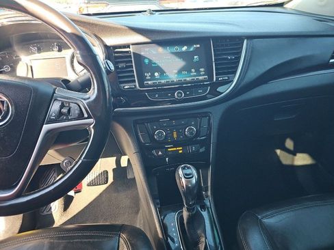 Used 2020 Buick Encore Essence image 8