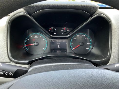 Used 2022 Chevrolet Colorado W/T w/ Custom Special Edition RWD image 11