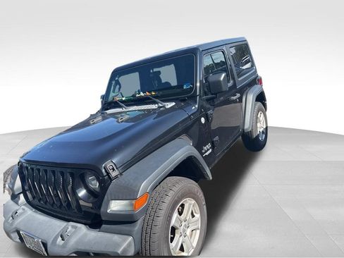 Used 2018 Jeep Wrangler Sport AWD/4WD image 5