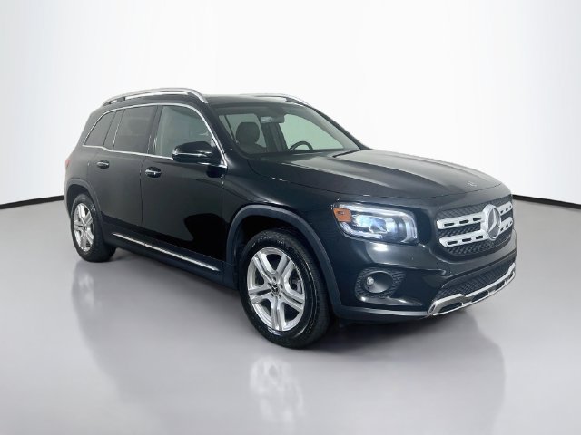 Used 2023 Mercedes-Benz GLB 250 4MATIC w/ Premium Package image 22